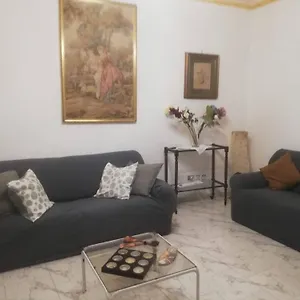 La Casa Di Nonna Lilla Appartamento Aeroporto di Catania Fontana Rossa